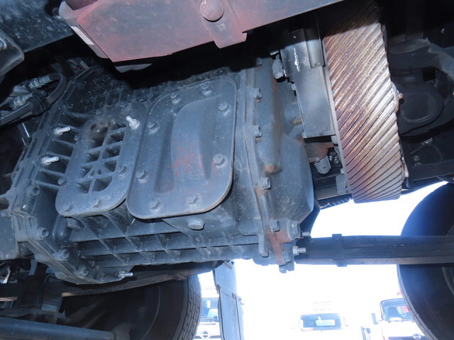 いすゞギガアルミウイング大型（10t）[写真09]