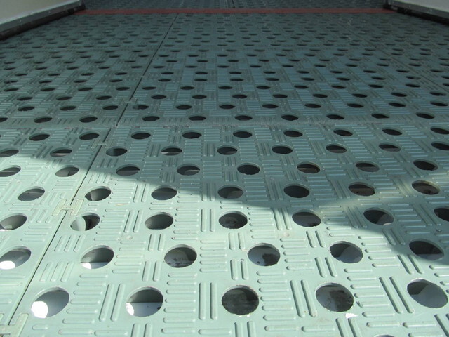 日野デュトロ冷凍車（冷蔵車）小型（2t・3t）[写真12]