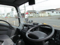 いすゞエルフ冷凍車（冷蔵車）小型（2t・3t）[写真15]