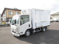 いすゞエルフ冷凍車（冷蔵車）小型（2t・3t）[写真04]