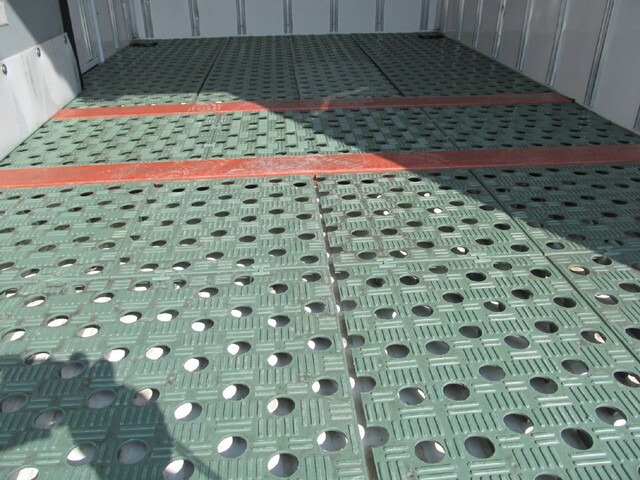 日野デュトロ冷凍車（冷蔵車）小型（2t・3t）[写真11]