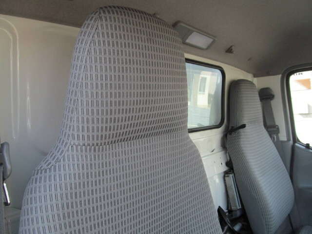 日野デュトロ冷凍車（冷蔵車）小型（2t・3t）[写真16]