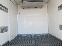 いすゞエルフ冷凍車（冷蔵車）小型（2t・3t）[写真11]