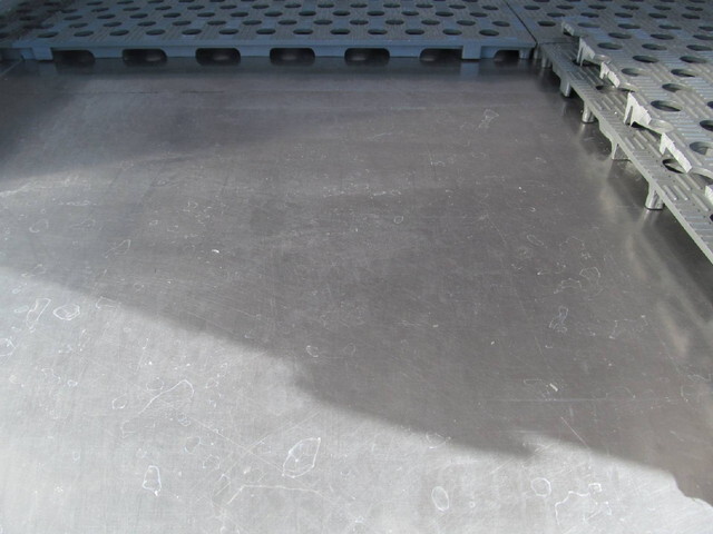 いすゞエルフ冷凍車（冷蔵車）小型（2t・3t）[写真12]