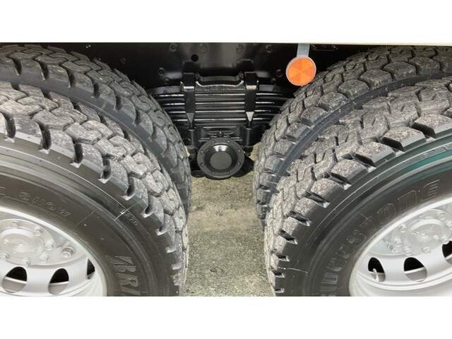 三菱ふそうスーパーグレートダンプ大型（10t）[写真06]