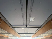 日野プロフィア冷蔵冷凍ウイング大型（10t）[写真29]