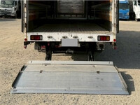 日野プロフィア冷蔵冷凍ウイング大型（10t）[写真30]