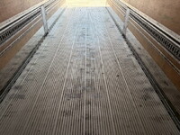 日野プロフィア冷蔵冷凍ウイング大型（10t）[写真32]