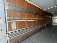 日野プロフィア冷蔵冷凍ウイング大型（10t）[写真33]