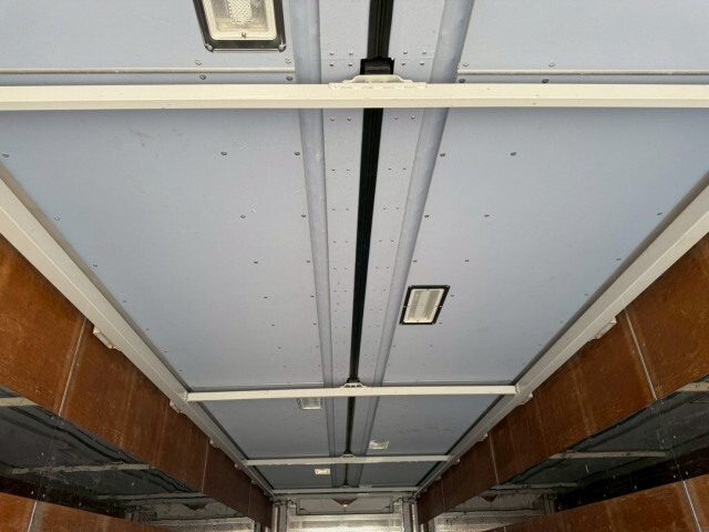 日野プロフィア冷蔵冷凍ウイング大型（10t）[写真36]