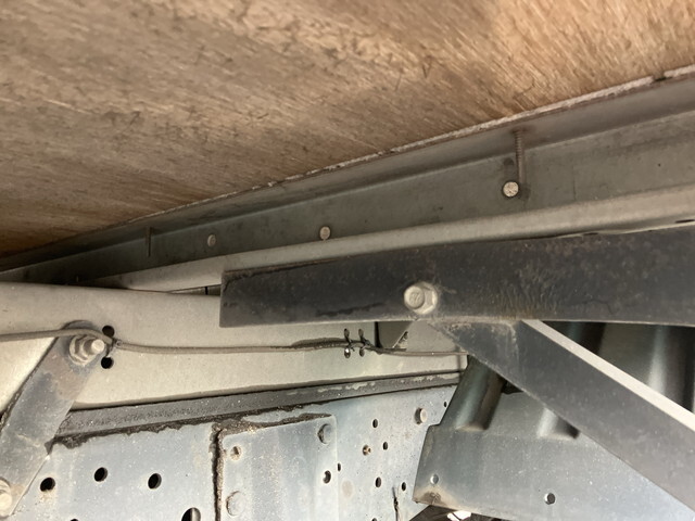 いすゞエルフアルミバン小型（2t・3t）[写真21]