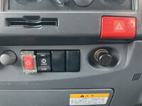 いすゞエルフアルミバン小型（2t・3t）[写真37]