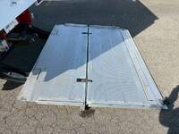 日野レンジャー冷凍車（冷蔵車）中型（4t）[写真13]