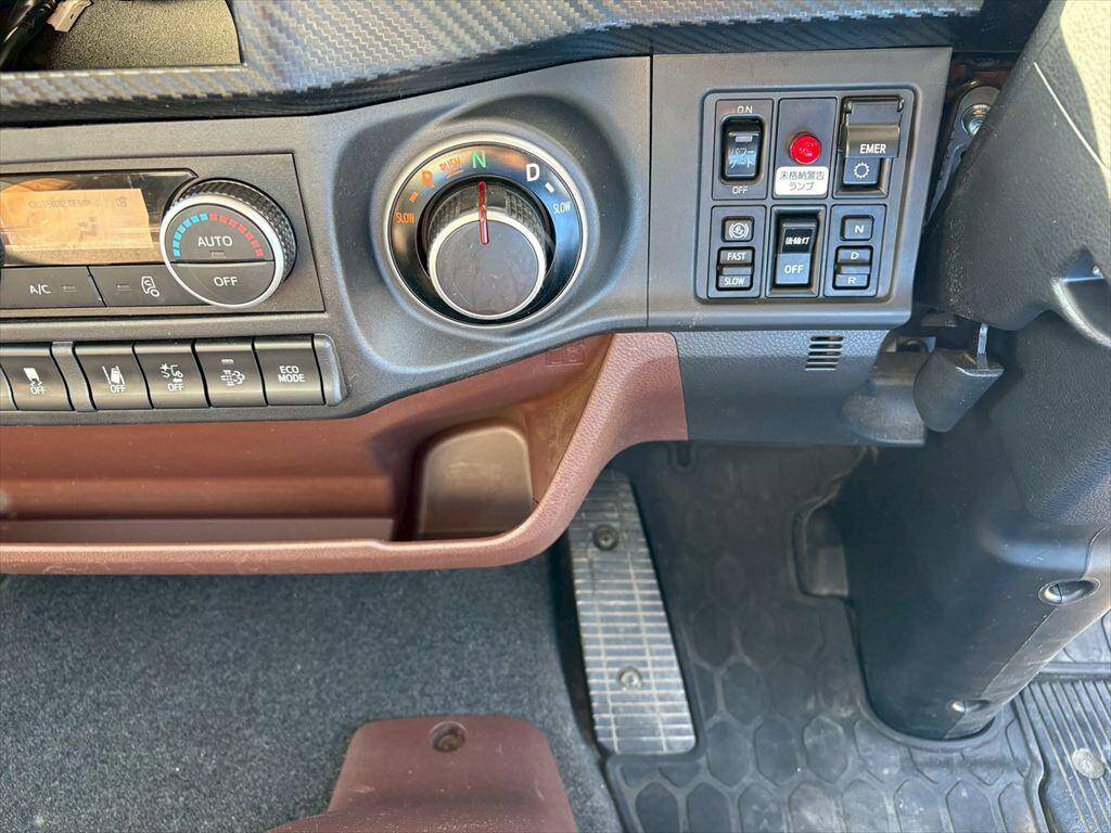 日野レンジャー冷凍車（冷蔵車）中型（4t）[写真23]