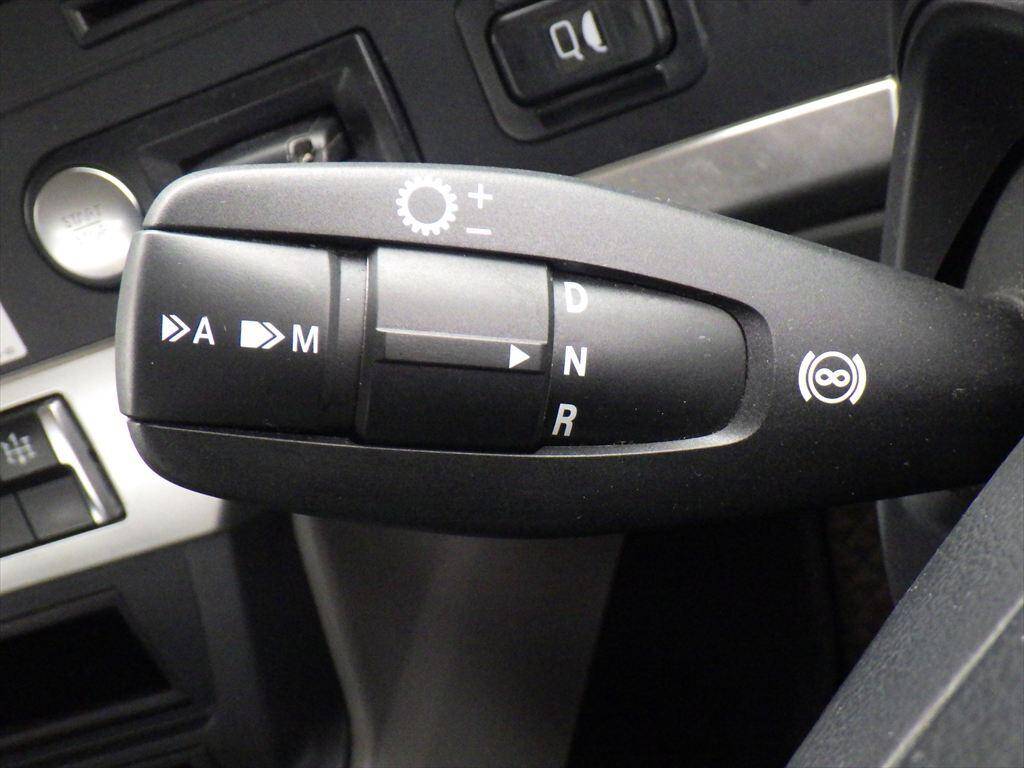 三菱ふそうスーパーグレートコンテナ専用車大型（10t）[写真20]