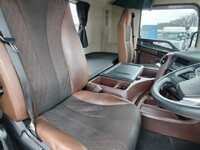 日野プロフィアトレーラーヘッド（トラクターヘッド）大型（10t）[写真21]