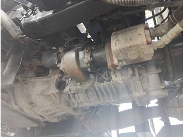 いすゞエルフクレーン4段小型（2t・3t）[写真14]