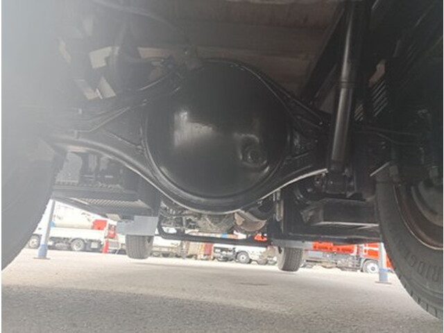 いすゞエルフクレーン4段小型（2t・3t）[写真16]