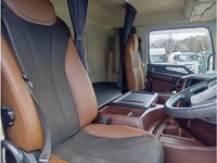 日野プロフィアアルミブロック大型（10t）[写真23]