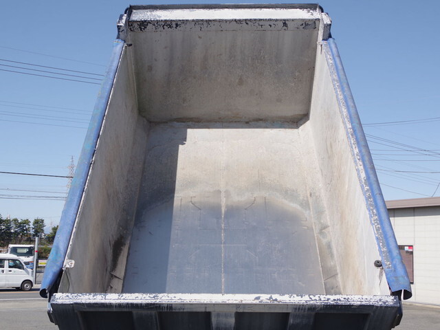 いすゞフォワード深ダンプ（土砂禁ダンプ）増トン（6t・8t）[写真05]