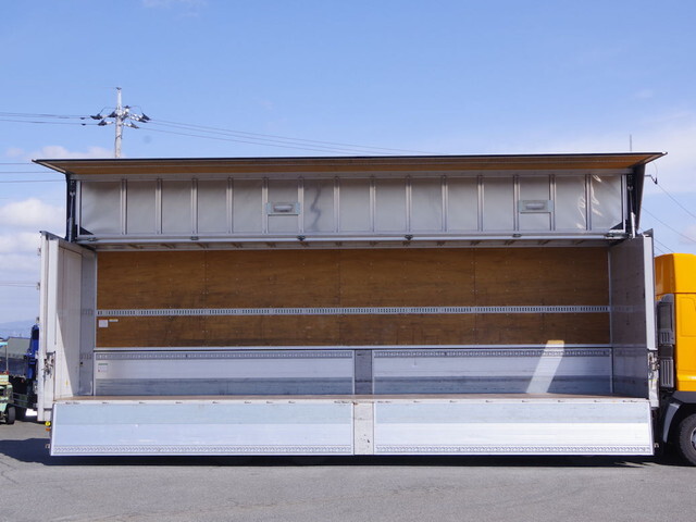 日野プロフィアアルミウイング大型（10t）[写真12]