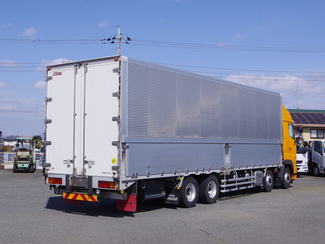 日野プロフィアアルミウイング大型（10t）[写真04]