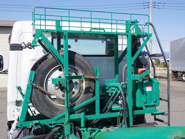 三菱ふそうキャンターコンテナ専用車小型（2t・3t）[写真14]
