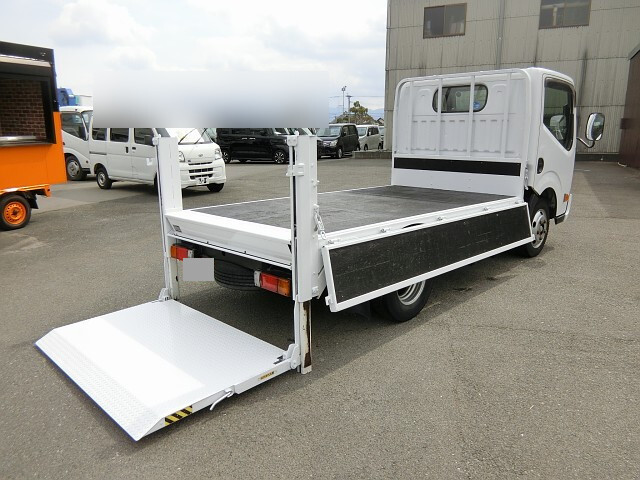 日産アトラス平ボディ小型（2t・3t）[写真12]