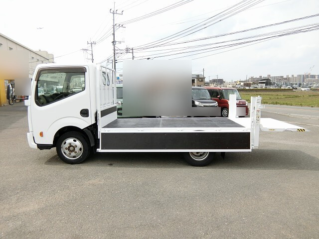 日産アトラス平ボディ小型（2t・3t）[写真16]