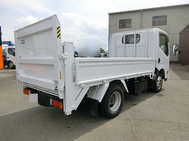 日産アトラス平ボディ小型（2t・3t）[写真06]