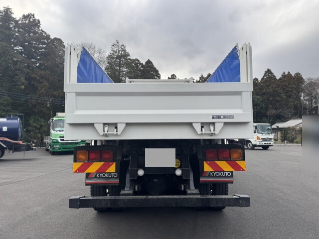 いすゞギガダンプ大型（10t）[写真06]