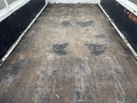 三菱ふそうキャンター平ボディ小型（2t・3t）[写真11]