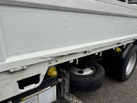 三菱ふそうキャンター平ボディ小型（2t・3t）[写真29]