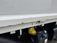 三菱ふそうキャンター平ボディ小型（2t・3t）[写真30]