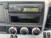 三菱ふそうキャンター平ボディ小型（2t・3t）[写真38]