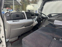 三菱ふそうキャンター平ボディ小型（2t・3t）[写真41]