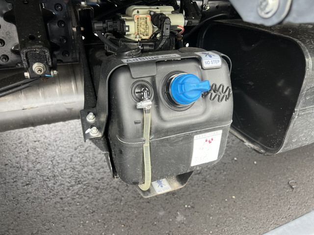 三菱ふそうキャンター平ボディ小型（2t・3t）[写真25]