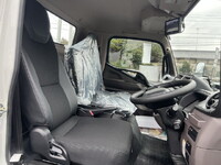 三菱ふそうキャンター平ボディ小型（2t・3t）[写真29]