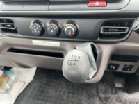 三菱ふそうキャンター平ボディ小型（2t・3t）[写真36]