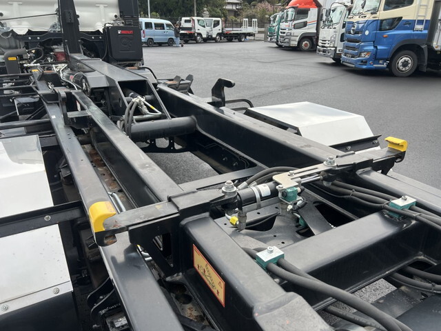 日野レンジャーコンテナ専用車中型（4t）[写真19]