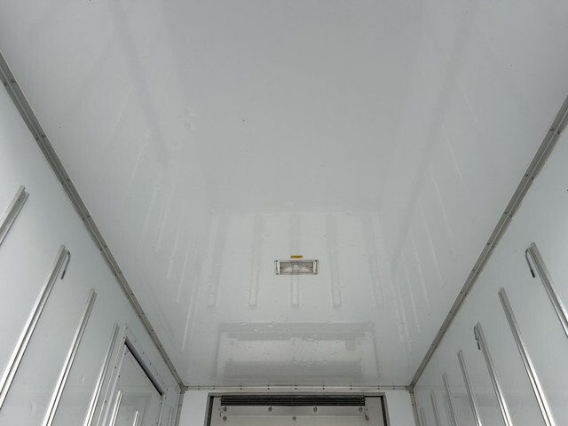 三菱ふそうキャンター冷凍車（冷蔵車）小型（2t・3t）[写真13]