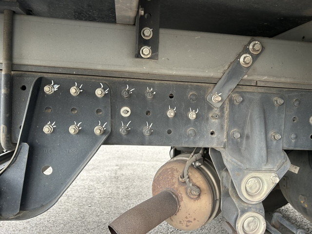 三菱ふそうキャンター冷凍車（冷蔵車）小型（2t・3t）[写真21]