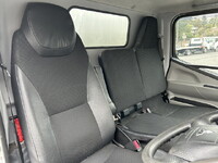 三菱ふそうキャンター冷凍車（冷蔵車）小型（2t・3t）[写真32]