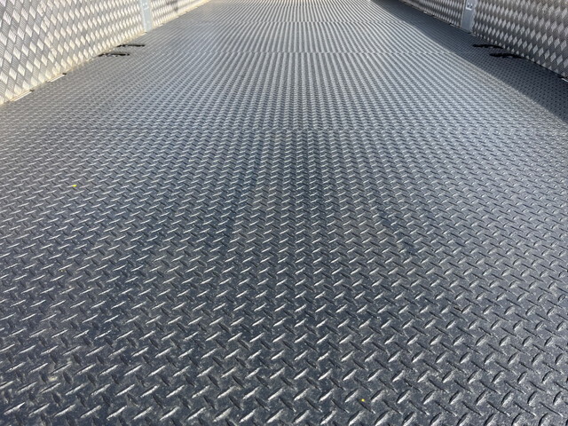 日野レンジャークレーン4段増トン（6t・8t）[写真10]