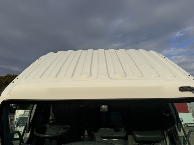 いすゞフォワードアルミウイング中型（4t）[写真27]