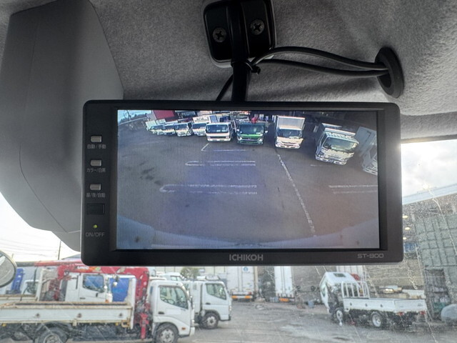 いすゞフォワードアルミウイング中型（4t）[写真33]