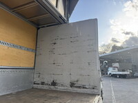 いすゞフォワードアルミウイング中型（4t）[写真09]