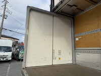 いすゞフォワードアルミウイング中型（4t）[写真10]