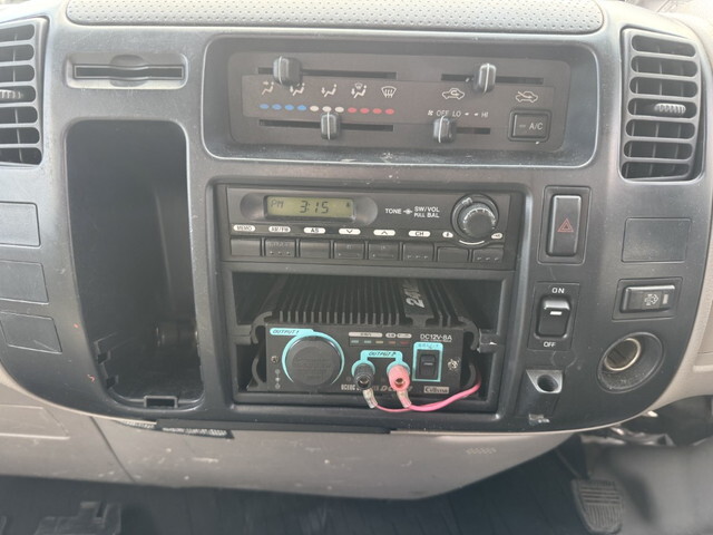 トヨタトヨエースクレーン3段小型（2t・3t）[写真35]