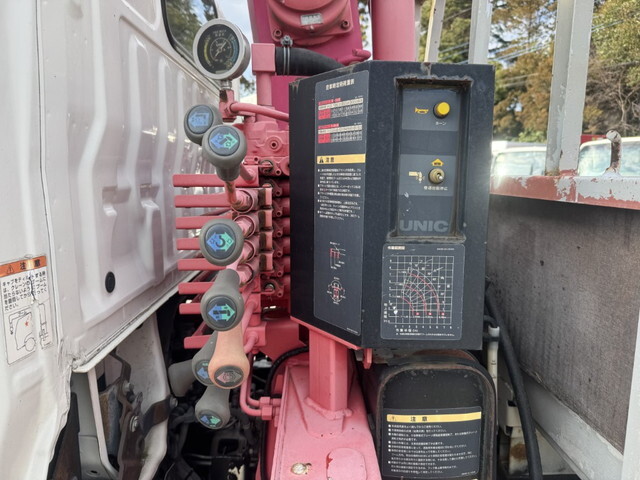 トヨタトヨエースクレーン3段小型（2t・3t）[写真07]